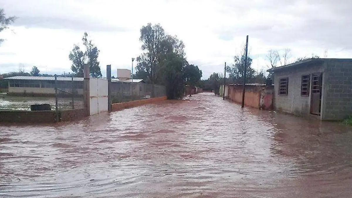 Inundación arroyo en comunidad de San Pablo, Cañitas